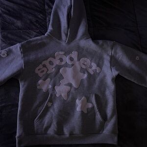 Spider Gray beluga Hoodie